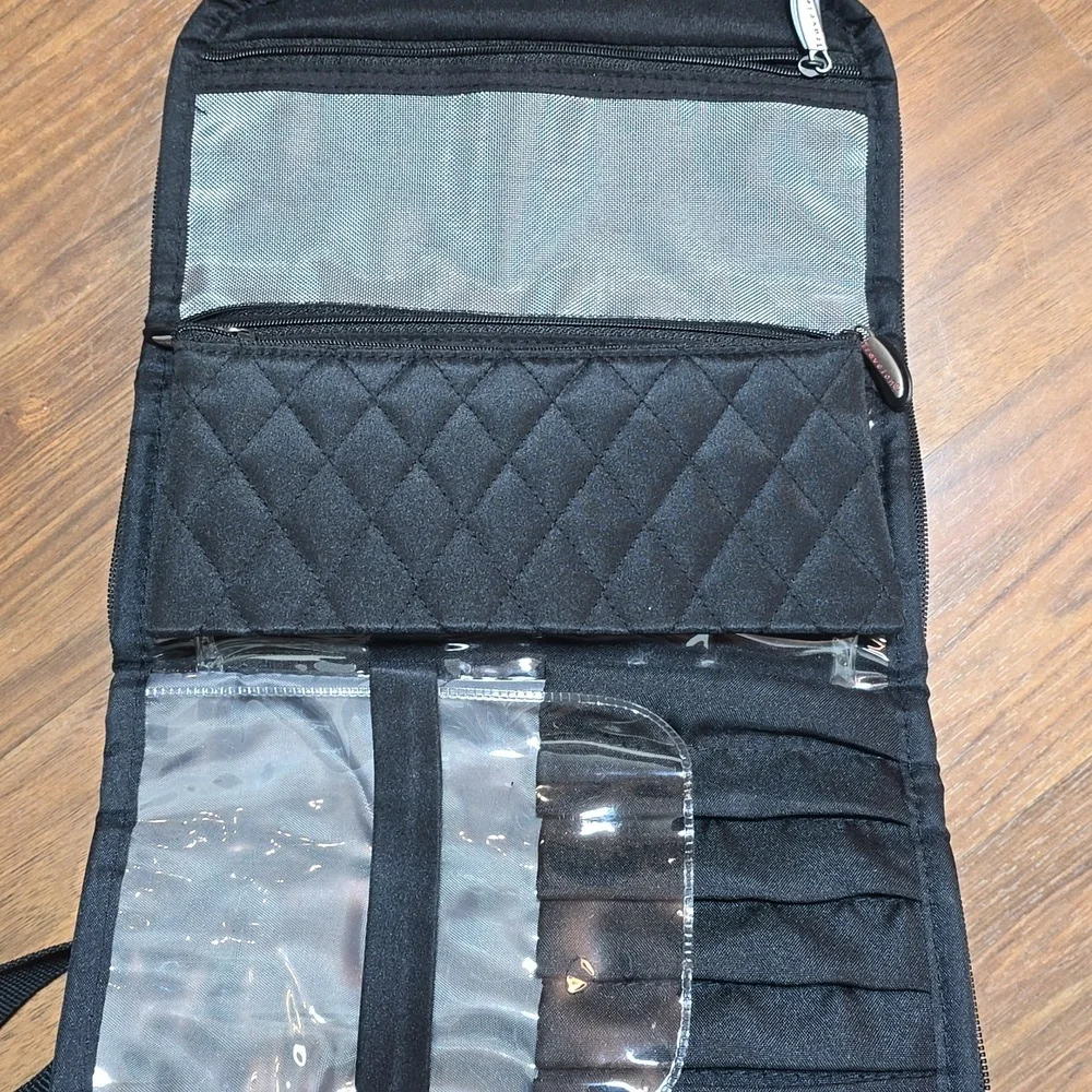 Travelon Quilted Black Jewelry Bag
